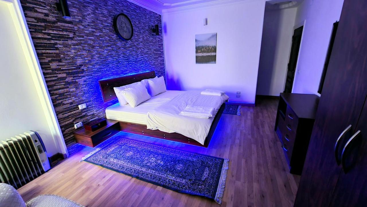 Amazing Nile View And Pyramids Apartment Каїр Екстер'єр фото