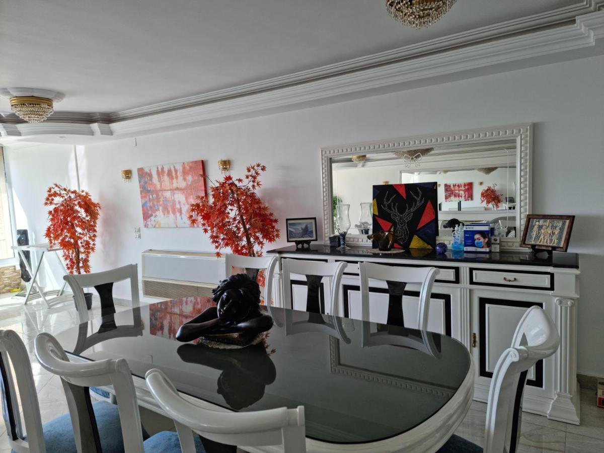Amazing Nile View And Pyramids Apartment Каїр Екстер'єр фото
